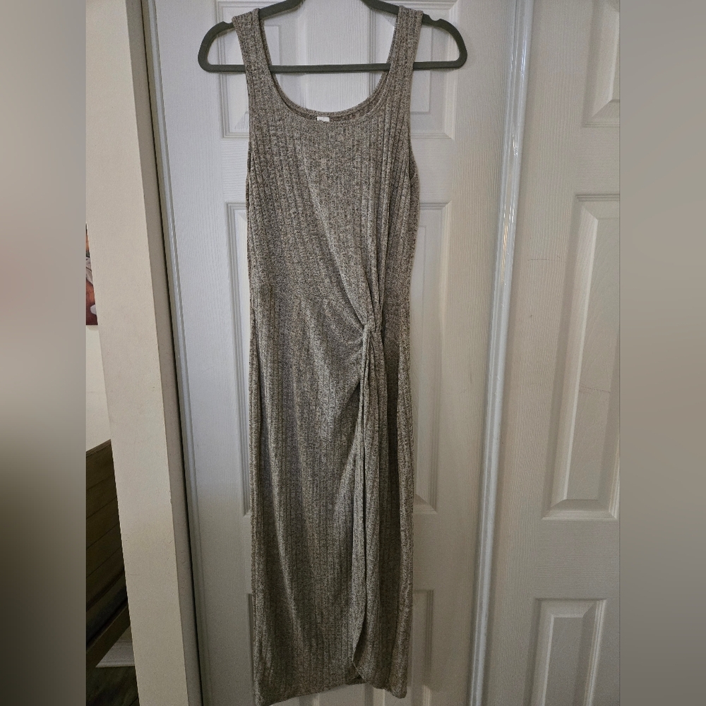 Sleeveless Knit Twist Maxi Dress in Heather Taupe